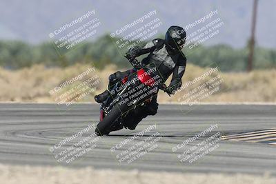 media/Oct-13-2025-Moto Forza (Mon) [[a66d839500]]/4-C Group/Session 3 (Turn 16)/